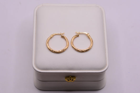 Candonga LIS / 1.75 Gr / 2 Cm / Oro amarillo 18k