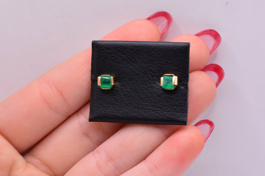 Topos Esmeralda / 1.63 Gr / Oro amarillo 18k