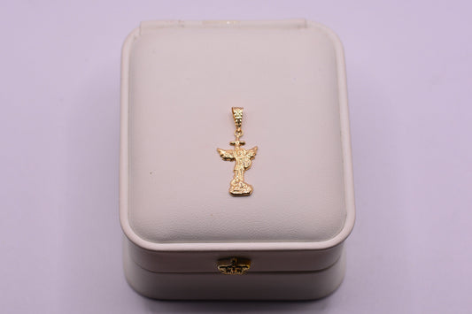 Dije San miguel arcangel silueta / 0.69 Gr / 3 Cm / Oro amarillo 18k