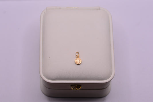 Dije San Benito / 0.30 Gr / 1 Cm / Oro amarillo 18k
