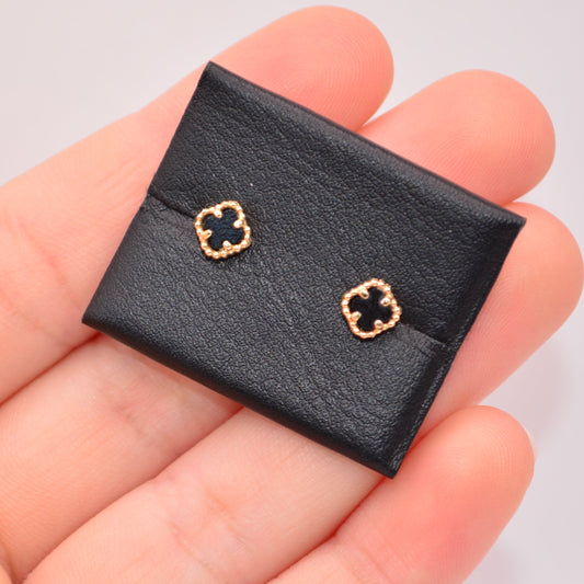 Topos Trebol negro / 1,18 Gr / 5,9 mm / Oro amarillo 18k