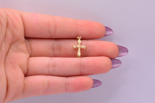 Dije Cruz Entrelasada / 0.45 Gr / 2 Cm / Oro amarillo 18k