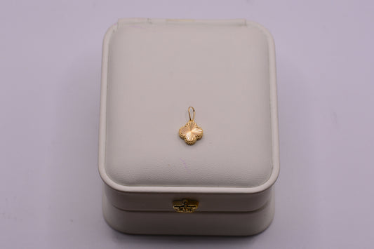 Dije Trebol / 0.90 Gr / 1.5 Cm / Oro amarillo 18k
