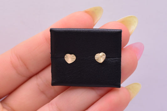 Topos Corazon diamantado / 0.47 Gr / Oro amarillo 18k