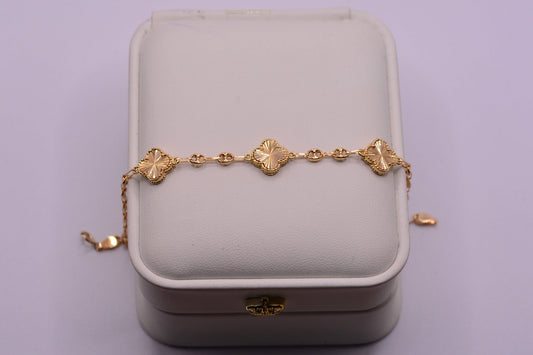 Pulso Trebol Gc / 3.87 Gr / 18 Cm / 3.30 mm / Oro amarillo 18k