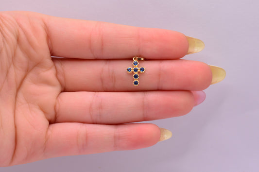 Dije Cruz circones Azules / 0.74 Gr / 2 Cm / Oro amarillo 18k