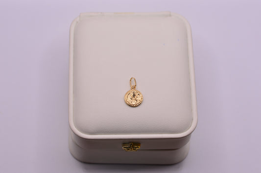 Dije Sagrada familia / 0.47 Gr / 1.5 Cm / Oro amarillo 18k
