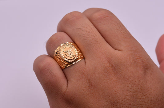 Anillo Arcangel san miguel diamantado / 3.70 Gr / Talla 9 1/2 / Oro amarillo 18k