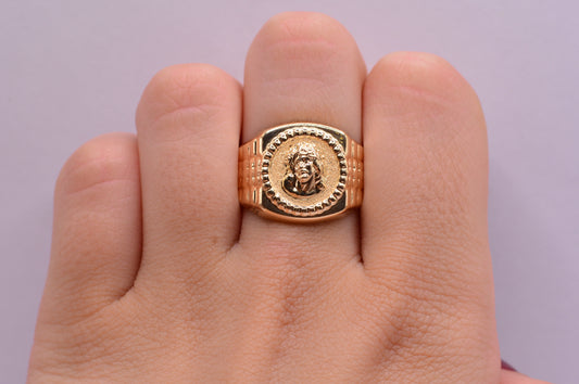 Anillo Rostro de cristo / 3.26 Gr / Talla 11 1/2 / Oro amarillo 18k