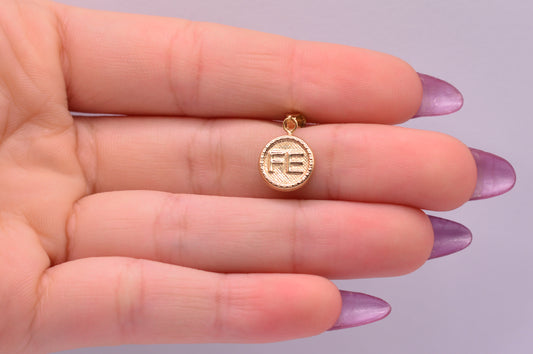 Dije Fe / 0.75 Gr / 2 Cm / Oro amarillo 18k / It