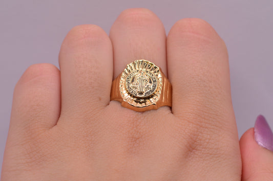 Anillo San Benito / 3.28 Gr / Talla 11 / Oro amarillo 18k