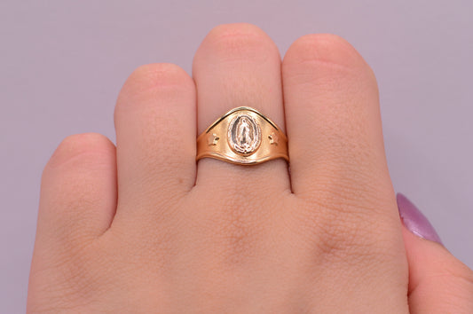 Anillo Virgen Guadalupe / 1.81 Gr / Talla 7 1/2 / Oro amarillo 18k