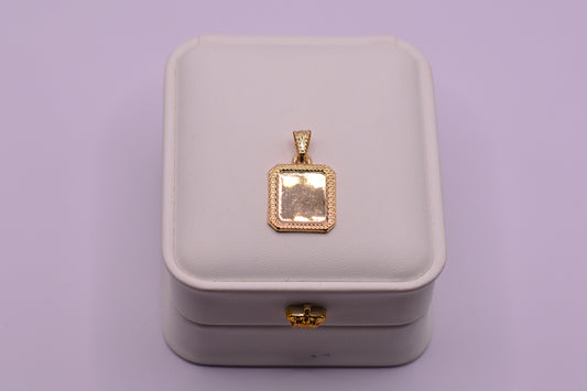 Dije Placa diamatada / 1.20 Gr / 3 Cm / Oro amarillo 18k