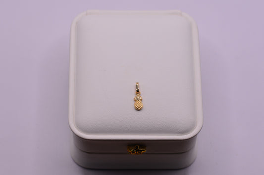 Dije Piña / 0.27 Gr / 1.5 Cm / Oro amarillo 18k