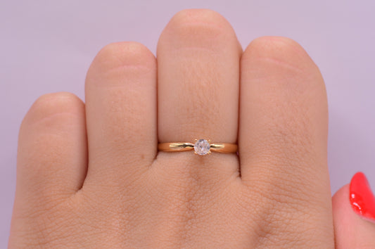 Anillo Mia / 1.17 Gr / Talla 7 1/2 / Oro amarillo 18k