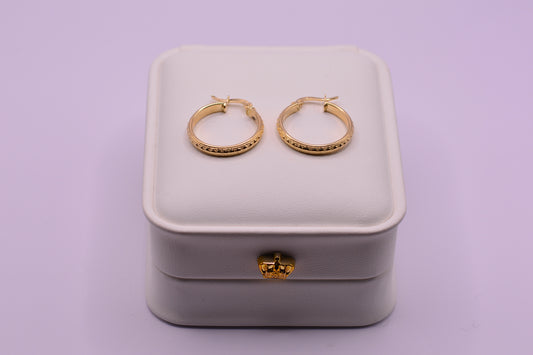 Candonga puntos/ 2.42 Gr / 2.3 Cm / Oro amarillo 18k