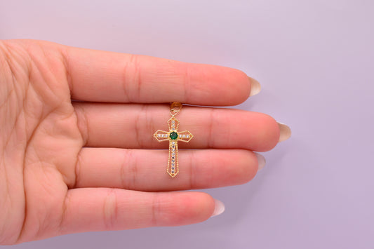 Dije Cruz circones blancos y verde / 1.20 Gr / 3 Cm / Oro amarillo 18k