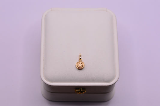 Dije Sol / 0.38 Gr / 1.5 Cm / Oro amarillo 18k