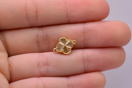 Herraje Trebol dorado / 0,84 Gr / 1,4 Cm / Oro amarillo 18k