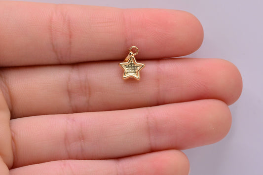 Dije Estrella diamantada / 0.20 Gr / 1.3 Cm / Oro amarillo 18k