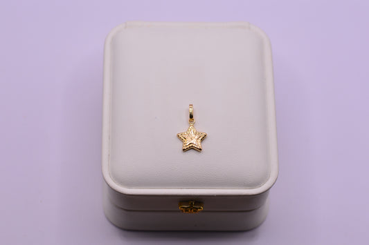 Dije Estrella Diamantado / 0.54 Gr / 2 Cm / Oro amarillo 18k