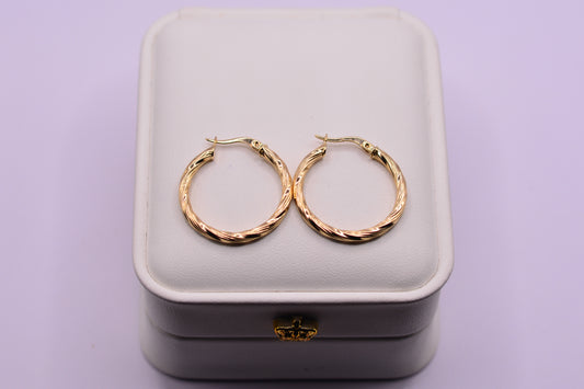 Candonga Melcocha / 2.04 Gr / 2.5 Cm / Oro amarillo 18k