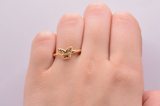 Anillo Mariposa Diamantada / 1,09 Gr / Talla 7 / Oro amarillo 18k