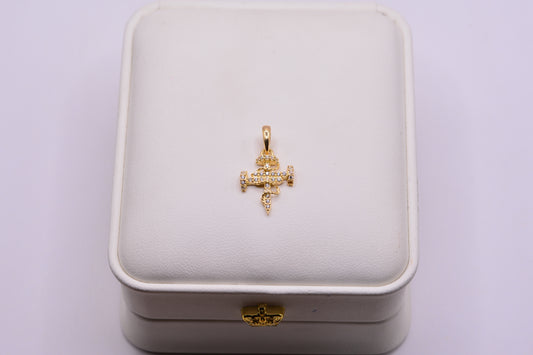 Dije cruz clavo circones blancos / 1,43 Gr / 2,3 Cm / Oro amarillo 18k