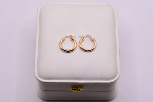 Candonga Lisa / 1,22 Gr / 1,5 Cm / Oro amarillo 18k