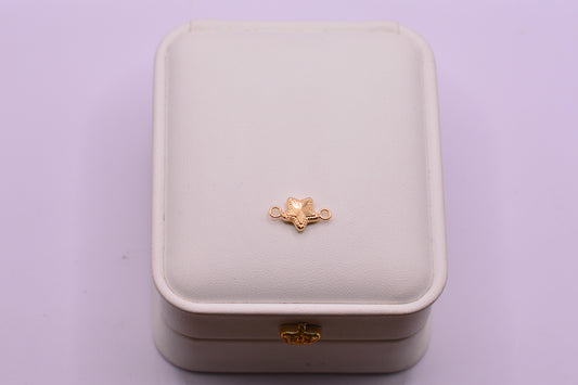 Herraje Estrella centro diamantado / 0.38 Gr / 1.5 Cm / Oro amarillo 18k