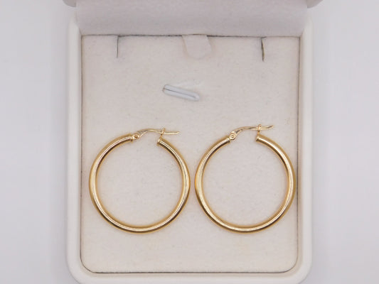 Candonga lisa grande / 2,70 Gr / 2,6 Cm / Oro amarillo 18k